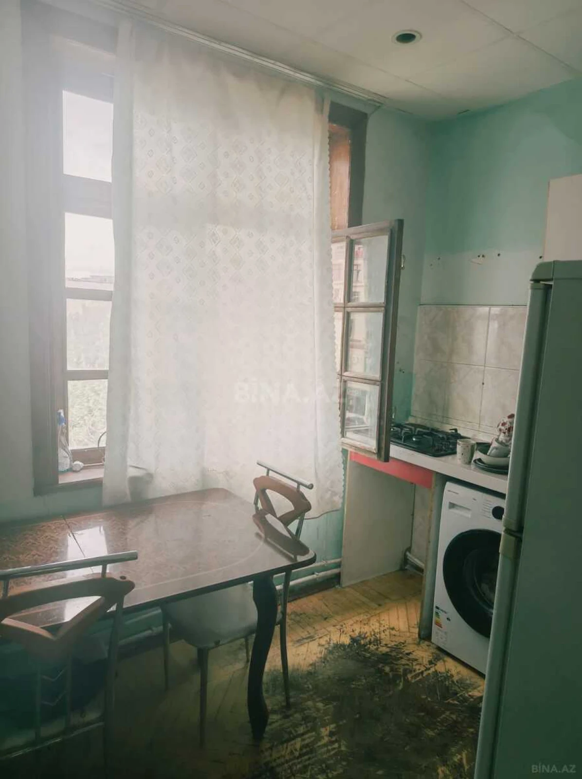Kirayə verilir 4 otaqlı mənzil 100 m²