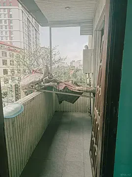 Kirayə verilir 4 otaqlı mənzil 100 m²