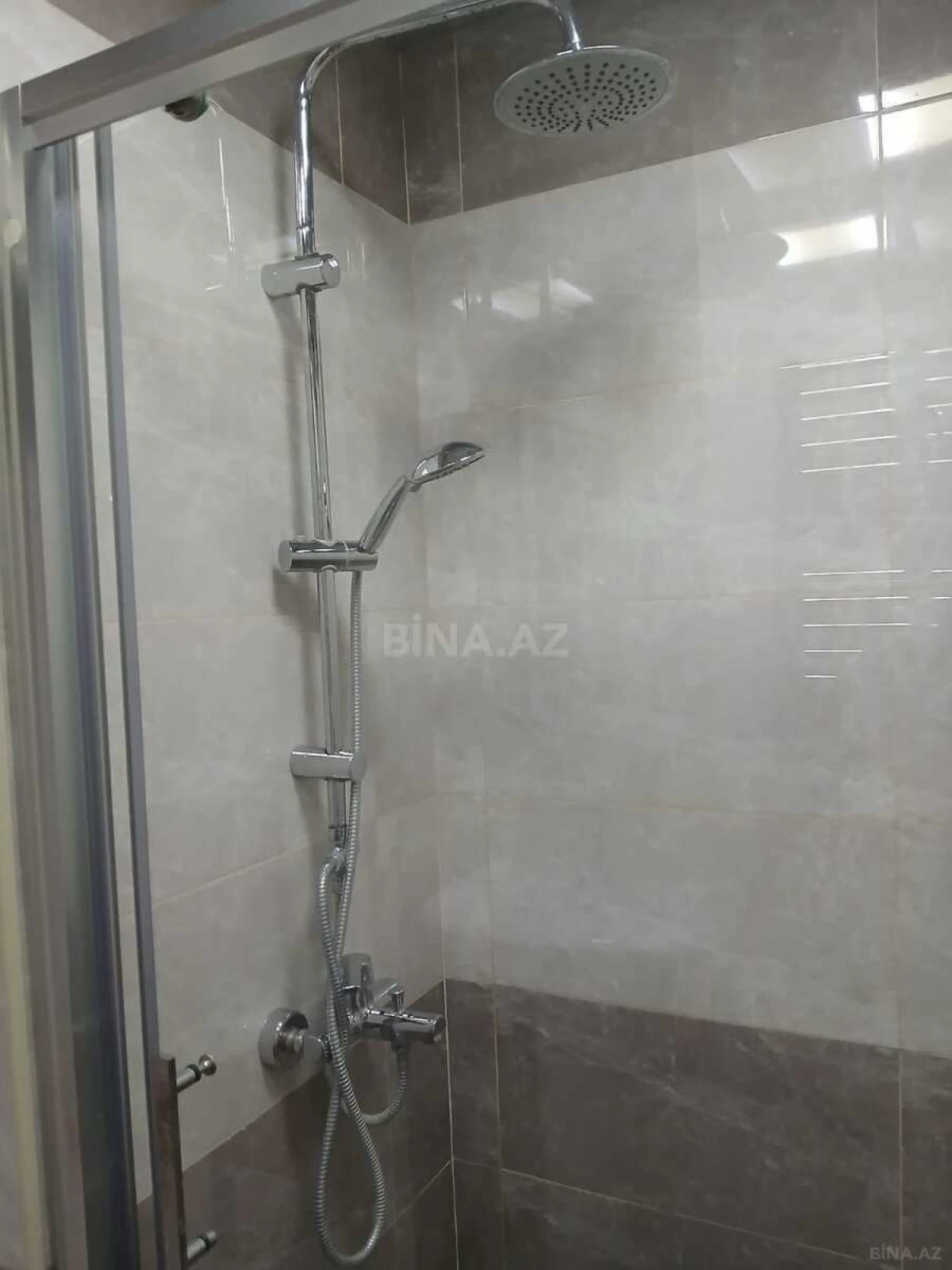 Kirayə verilir 2 otaqlı mənzil 60 m²