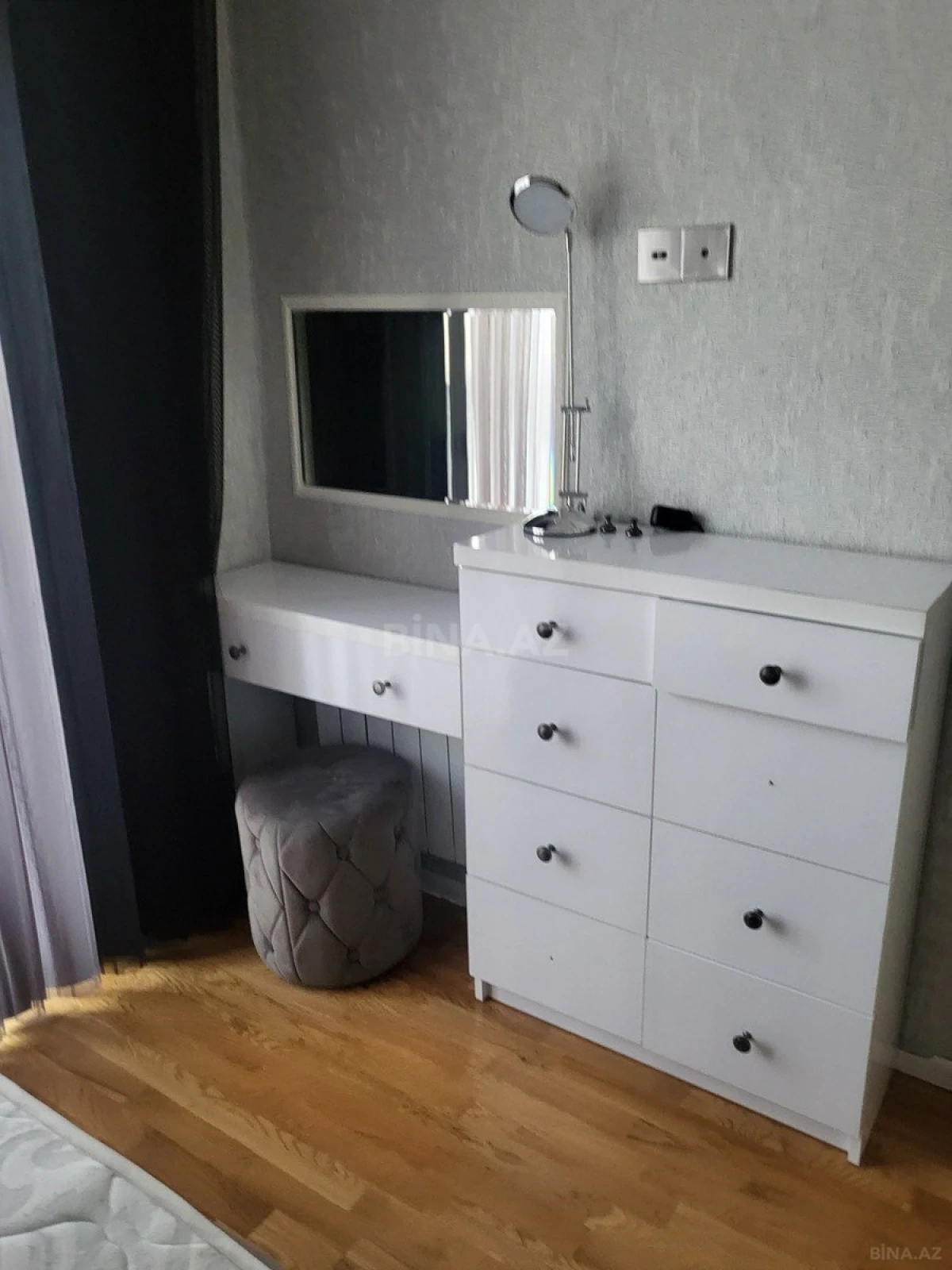 Kirayə verilir 2 otaqlı mənzil 60 m²