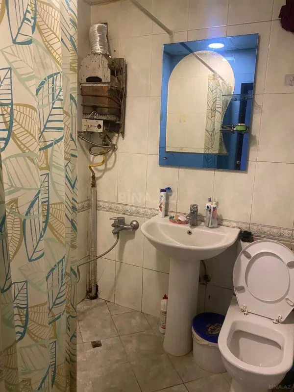 Kirayə verilir 3 otaqlı mənzil 130 m²