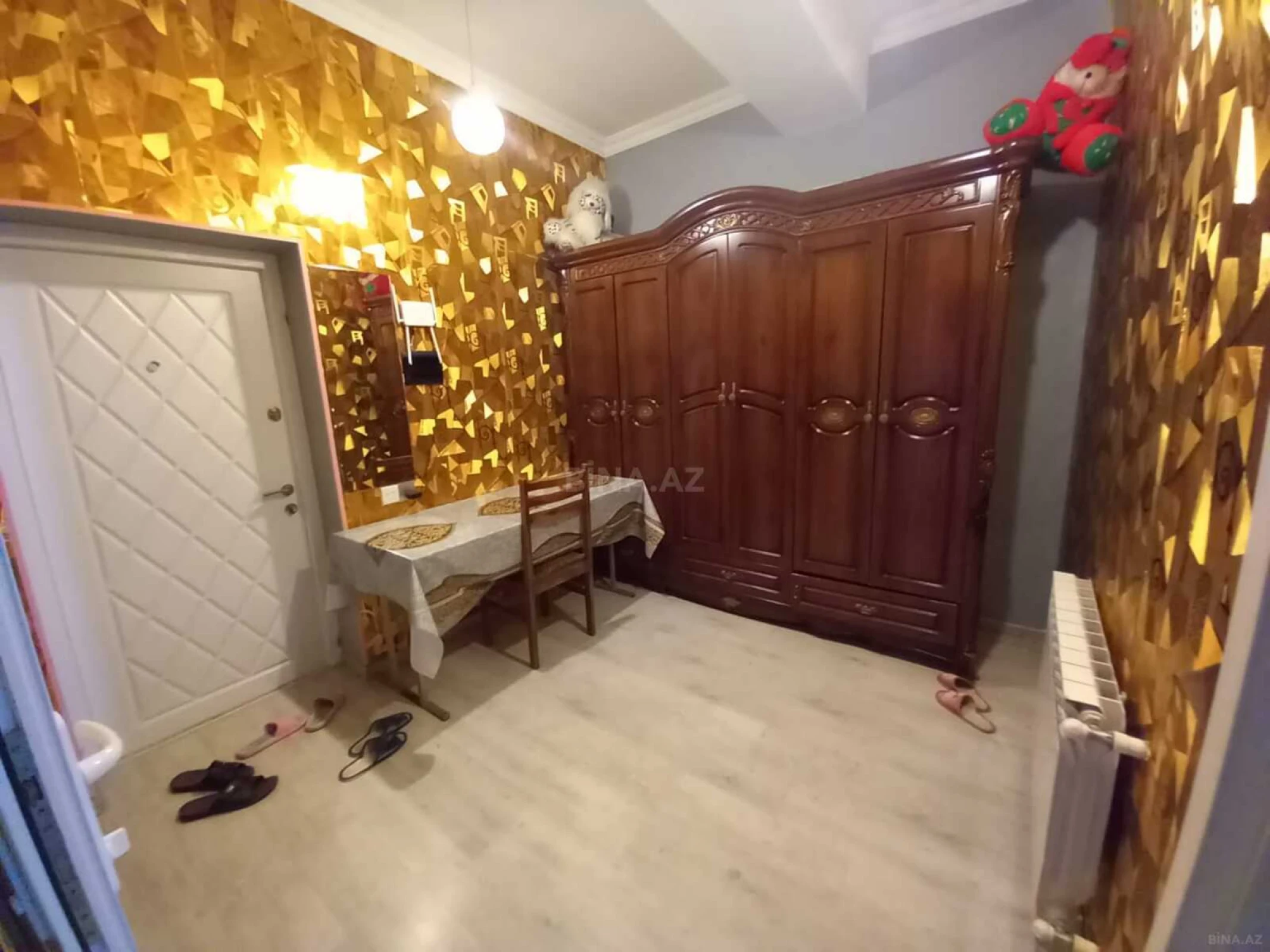 Kirayə verilir 2 otaqlı mənzil 70 m²
