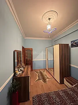 Satılır 2 otaqlı mənzil 105 m²