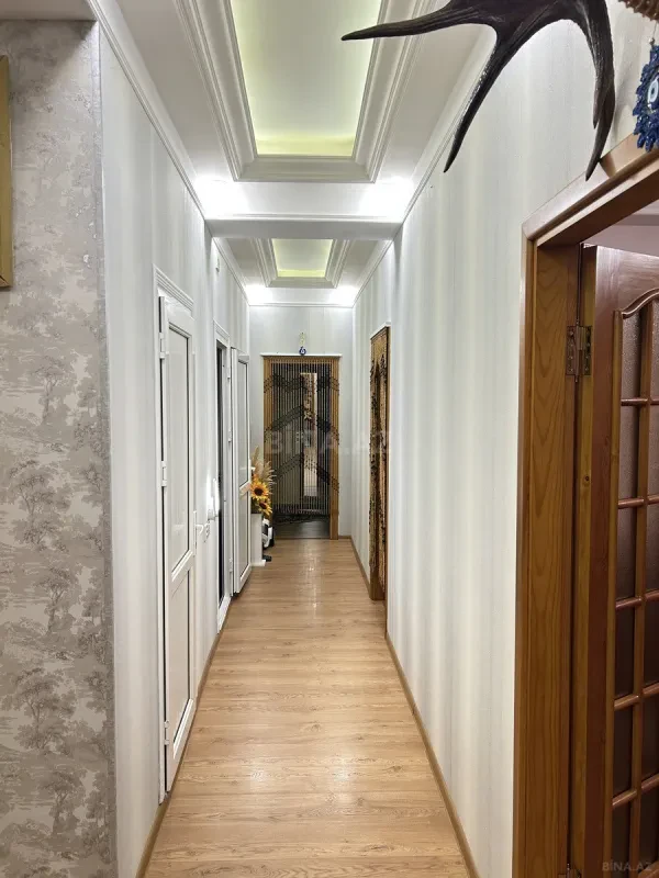 Satılır 2 otaqlı mənzil 105 m²
