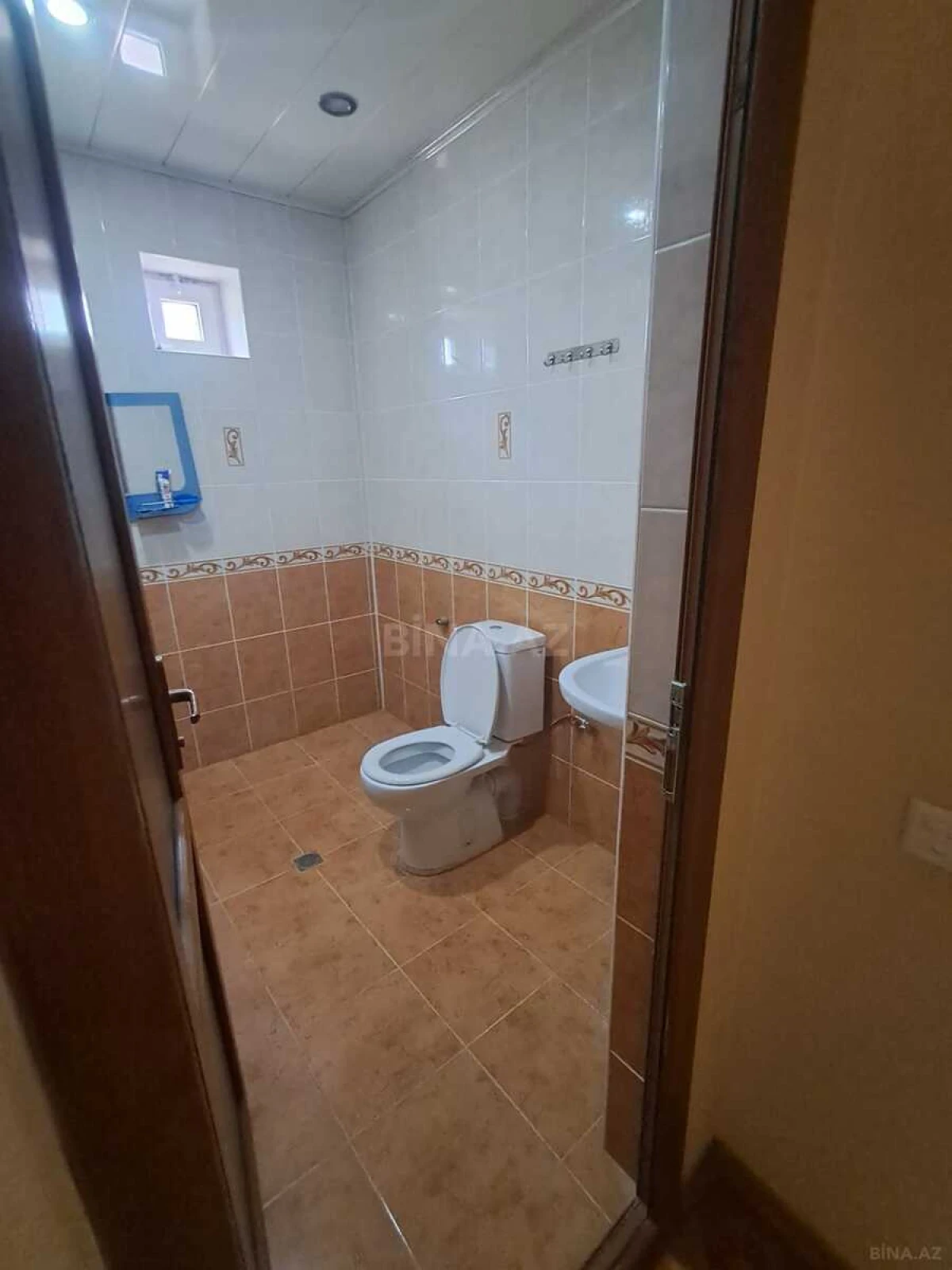 Satılır 6 otaqlı həyət evi 200 m²