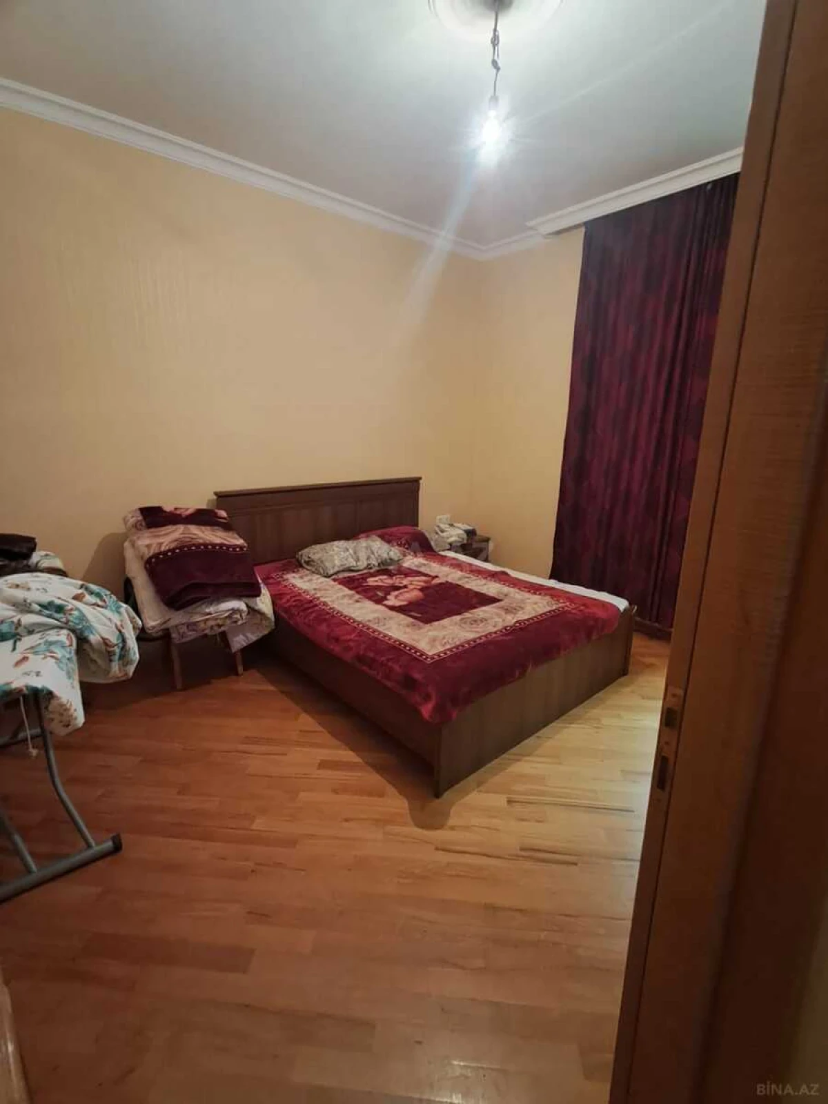 Satılır 6 otaqlı həyət evi 200 m²