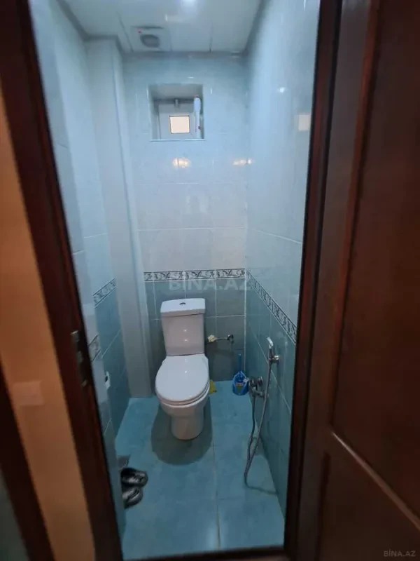 Satılır 6 otaqlı həyət evi 200 m²