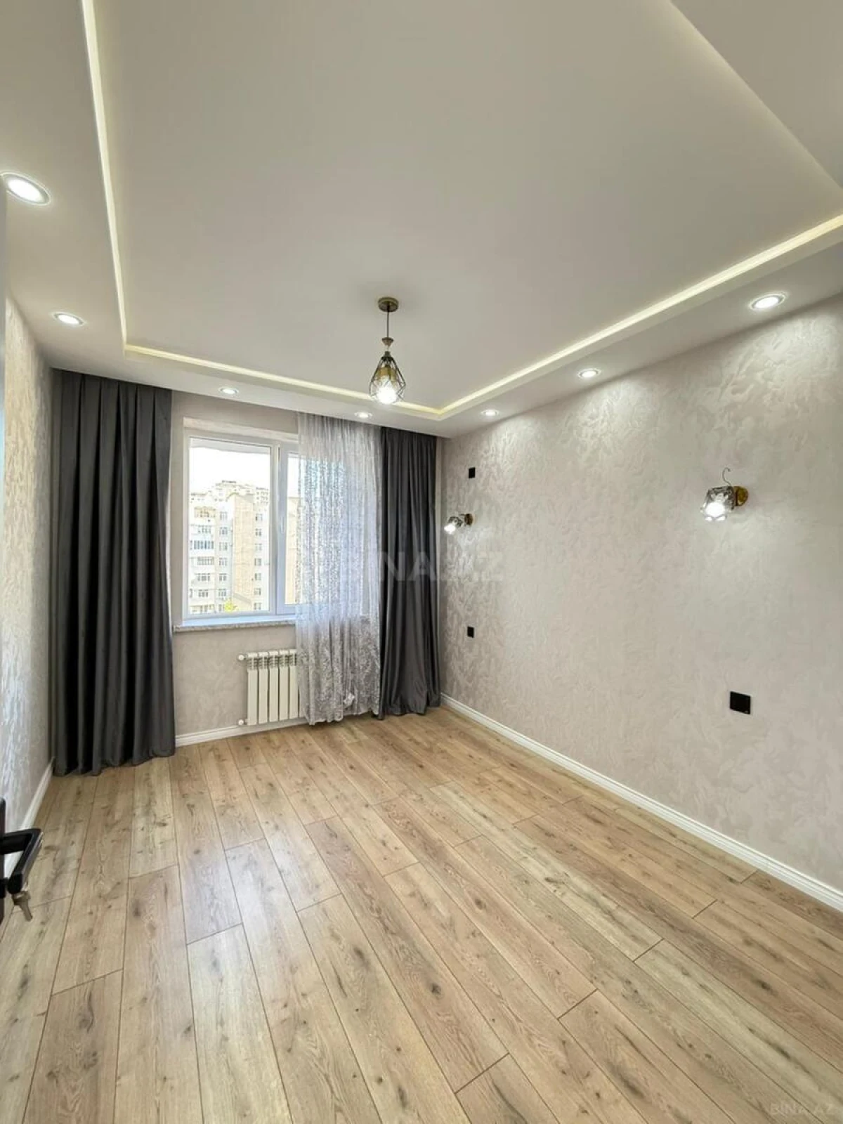 Satılır 3 otaqlı mənzil 70 m²