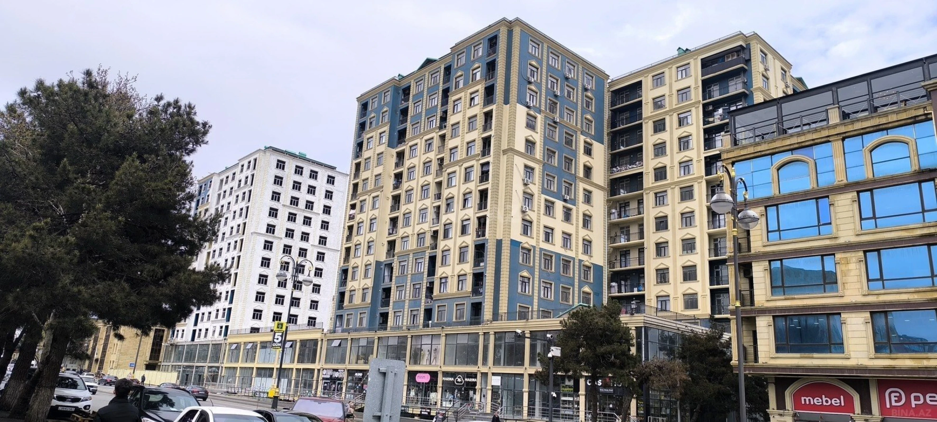 Satılır 3 otaqlı mənzil 97.6 m²