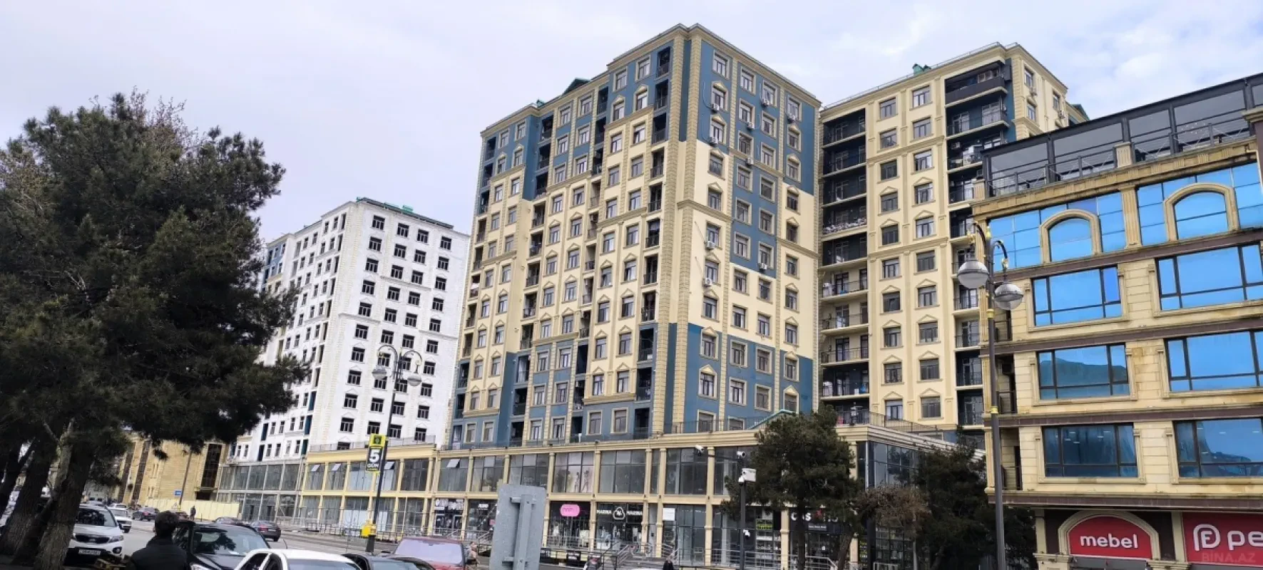 Satılır 3 otaqlı mənzil 97.6 m²