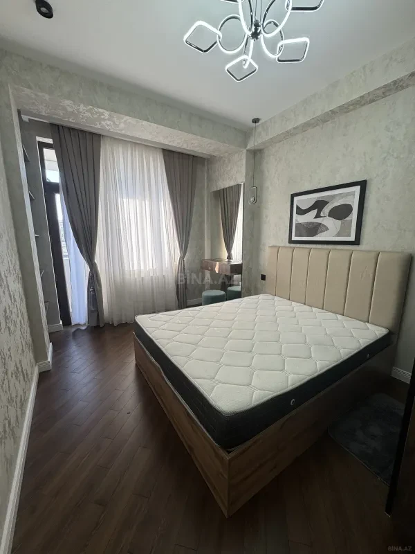 Kirayə verilir 2 otaqlı mənzil 70 m²