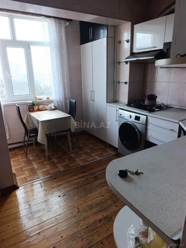 Kirayə verilir 3 otaqlı mənzil 65 m²
