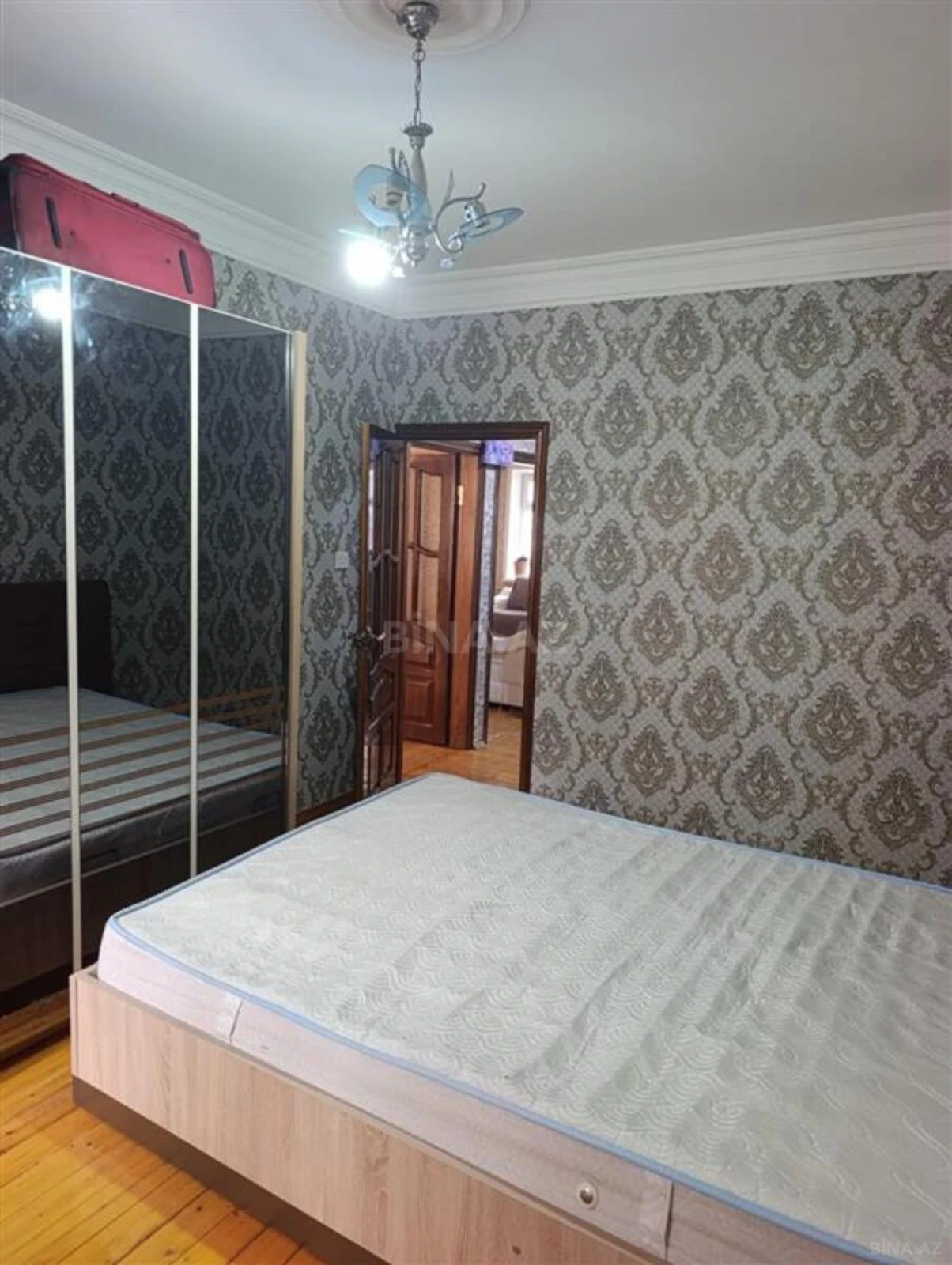 Kirayə verilir 3 otaqlı mənzil 65 m²