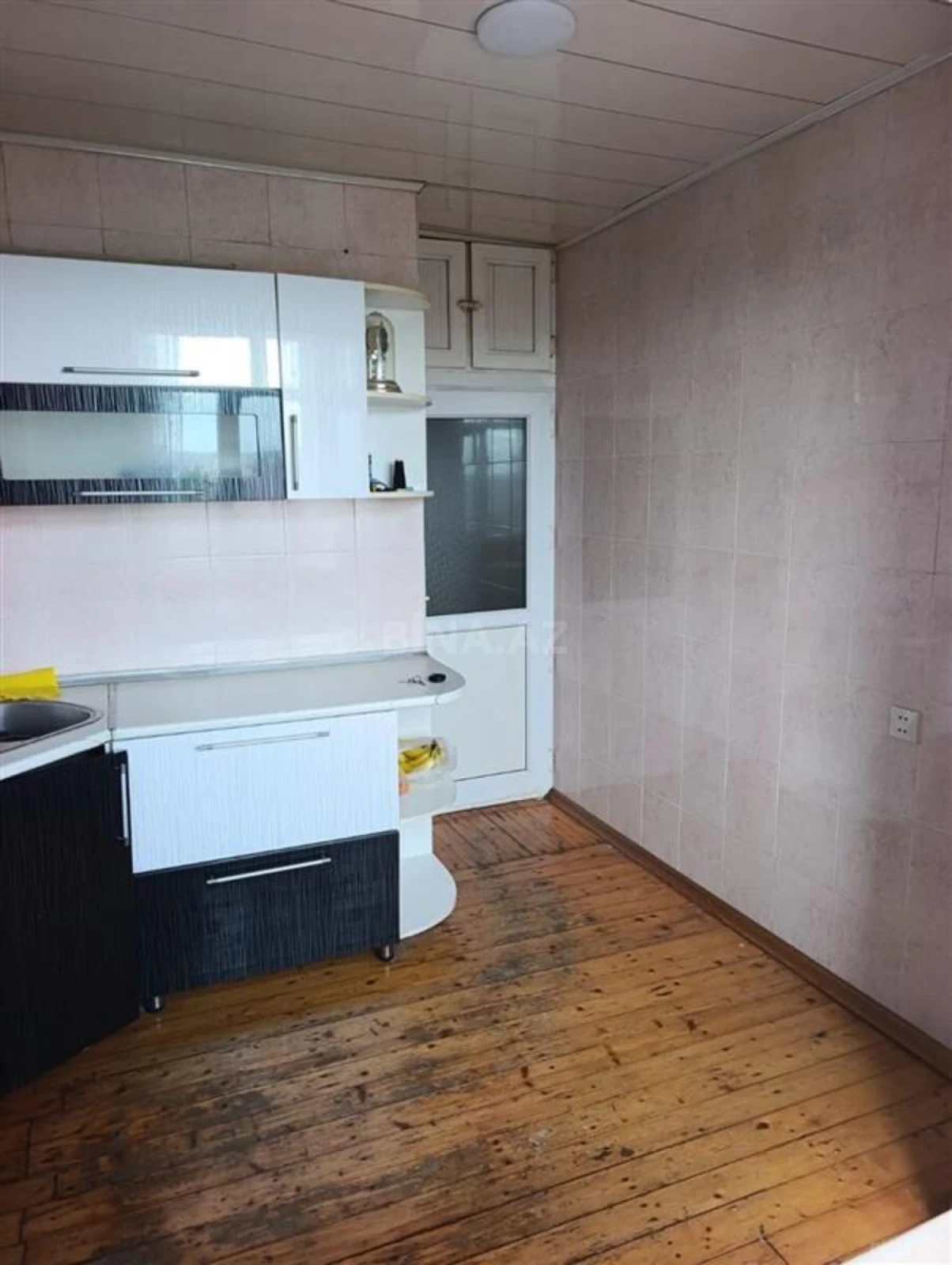 Kirayə verilir 3 otaqlı mənzil 65 m²