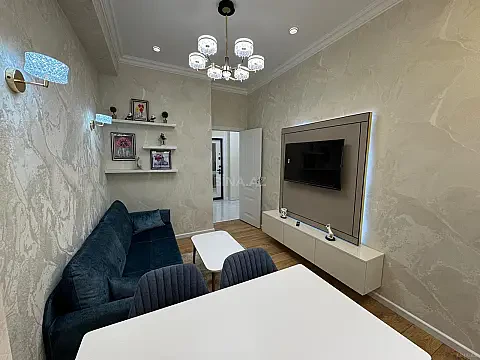 Satılır 2 otaqlı mənzil 37.5 m²