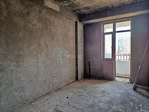 Satılır 2 otaqlı mənzil 125 m²