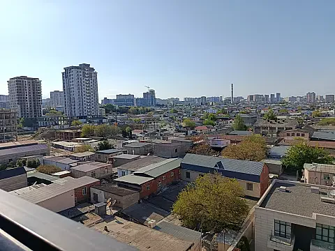 Satılır 2 otaqlı mənzil 125 m²