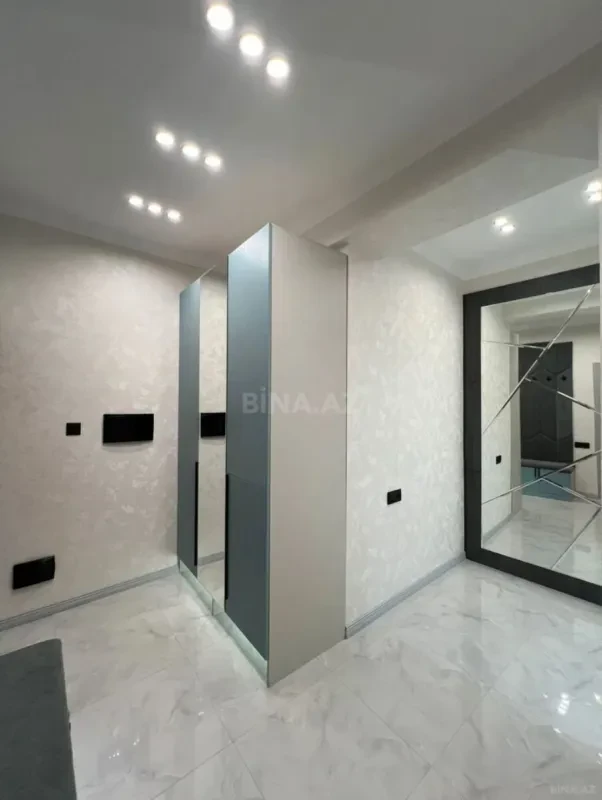 Satılır 2 otaqlı mənzil 65 m²