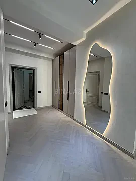 Satılır 2 otaqlı mənzil 70 m²