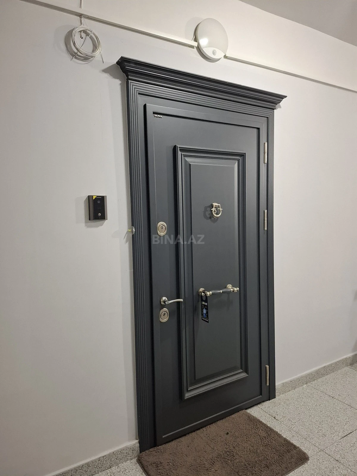 Kirayə verilir 2 otaqlı mənzil 85 m²