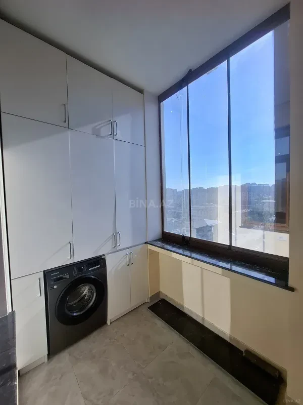 Kirayə verilir 2 otaqlı mənzil 85 m²