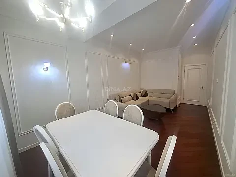 Kirayə verilir 2 otaqlı mənzil 85 m²
