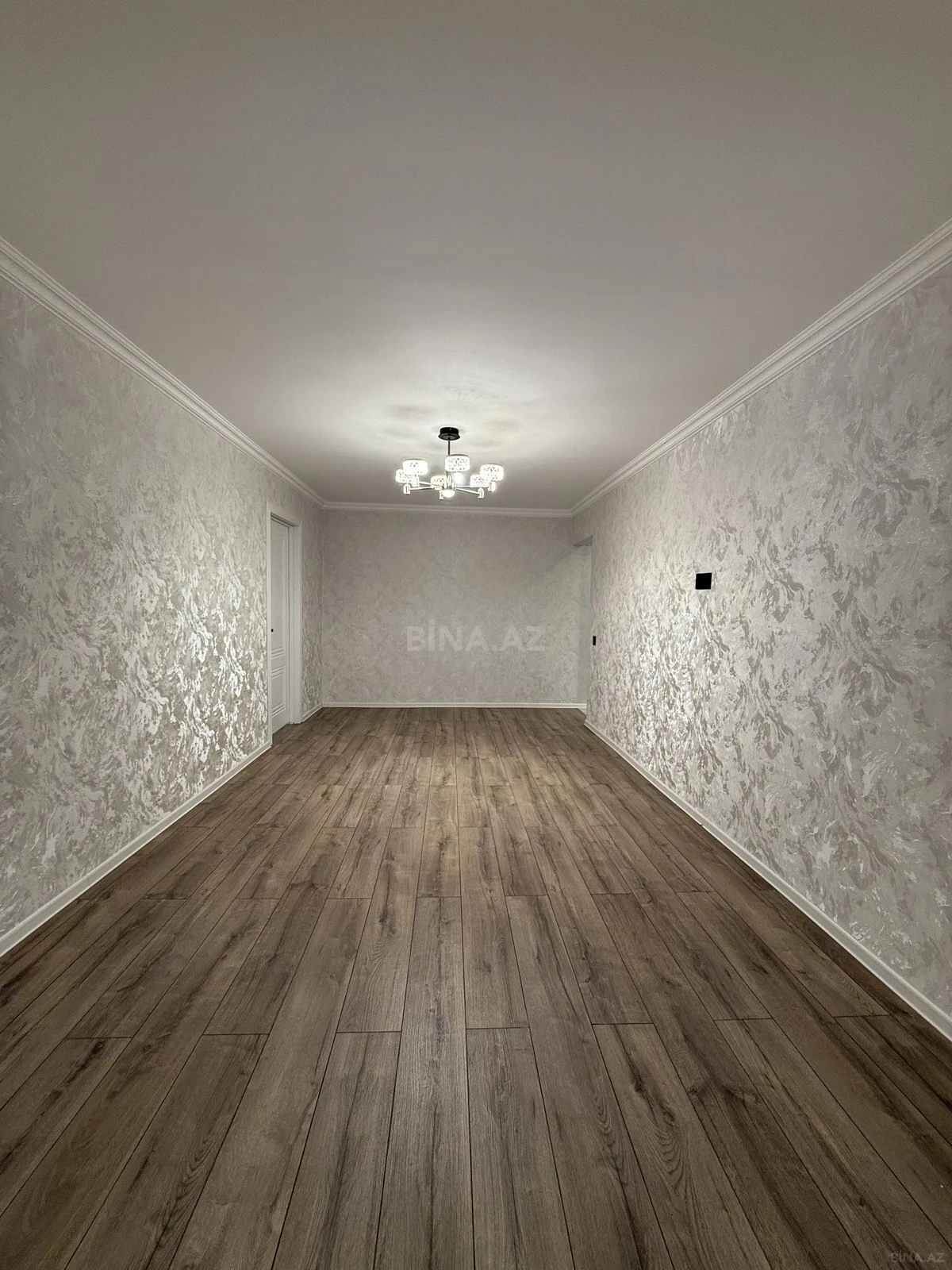 Satılır 2 otaqlı mənzil 55 m²