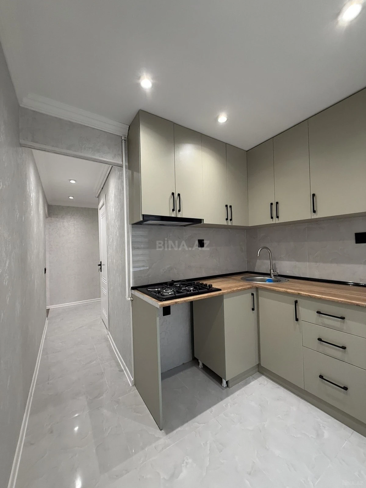 Satılır 2 otaqlı mənzil 55 m²