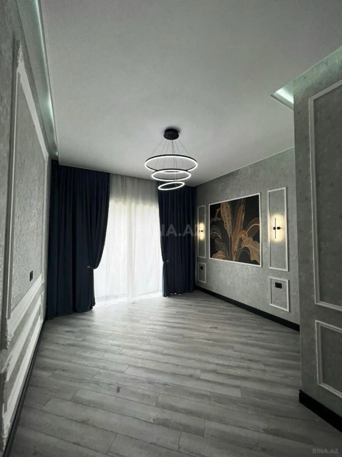 Satılır 6 otaqlı həyət evi 370 m²