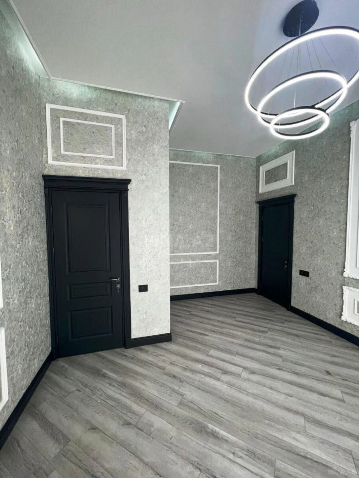Satılır 6 otaqlı həyət evi 370 m²