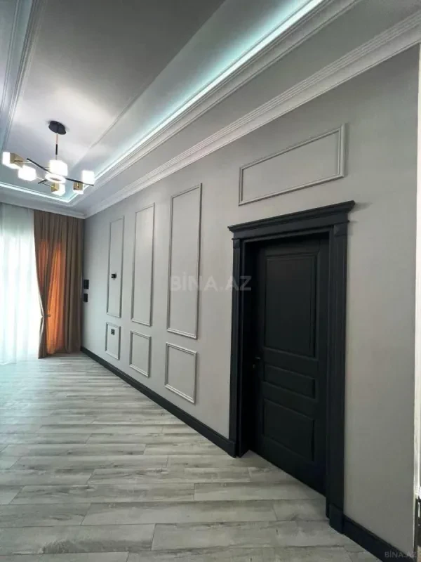 Satılır 6 otaqlı həyət evi 370 m²