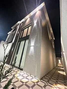 Satılır 6 otaqlı həyət evi 370 m²