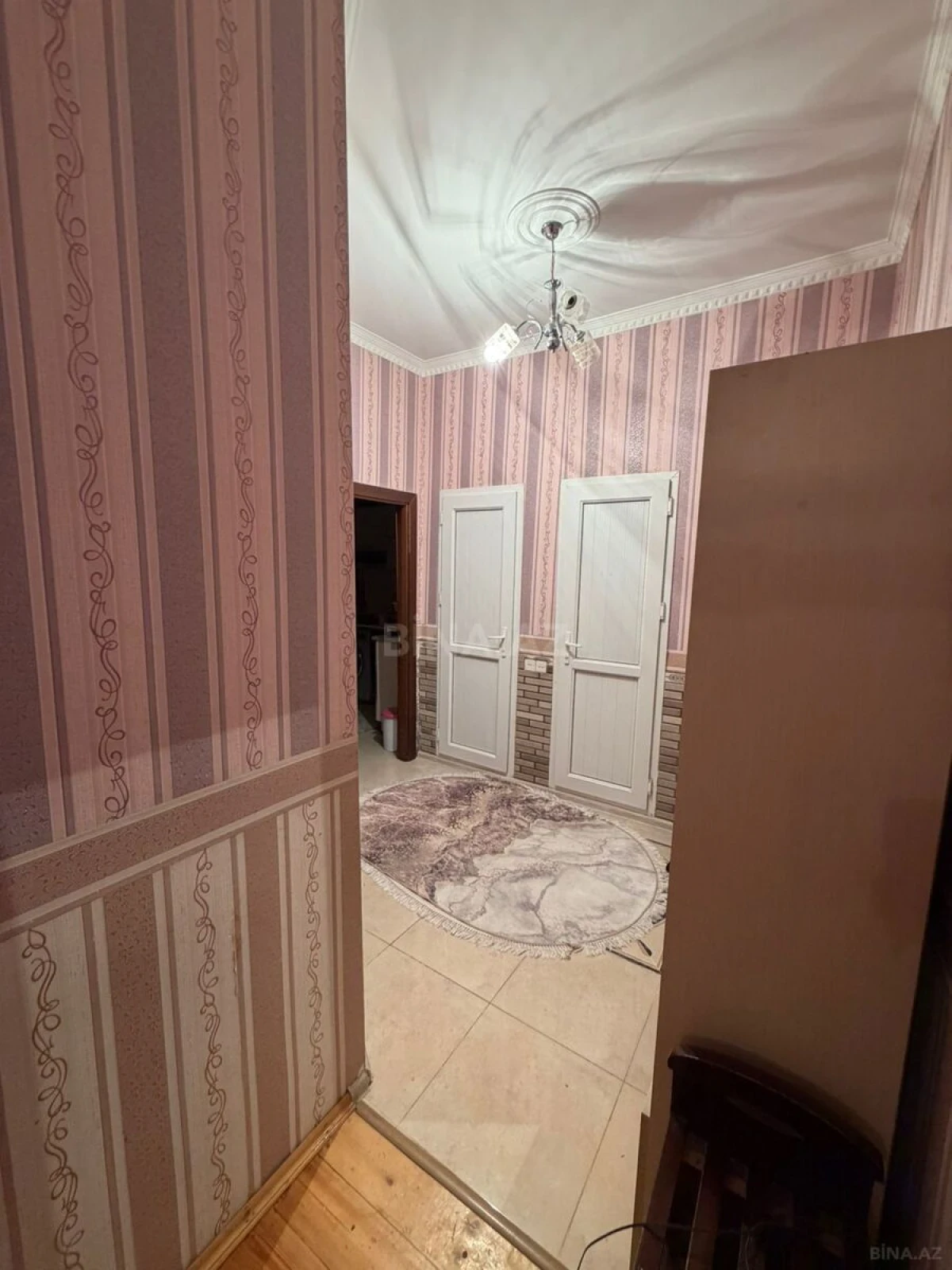 Satılır 3 otaqlı mənzil 95 m²