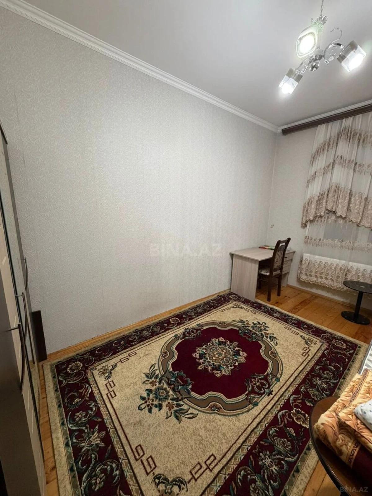Satılır 3 otaqlı mənzil 95 m²