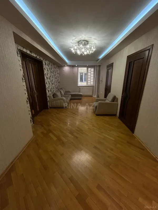 Satılır 3 otaqlı mənzil 87 m²