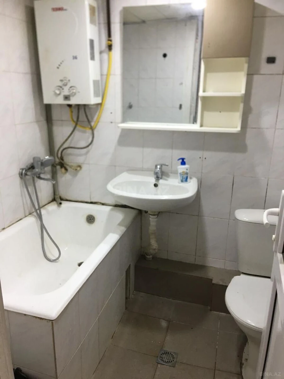 Kirayə verilir 1 otaqlı mənzil 38 m²