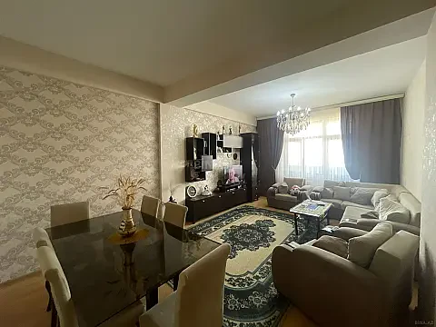 Satılır 3 otaqlı mənzil 108 m²