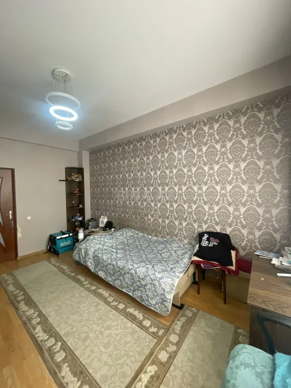 Satılır 3 otaqlı mənzil 108 m²