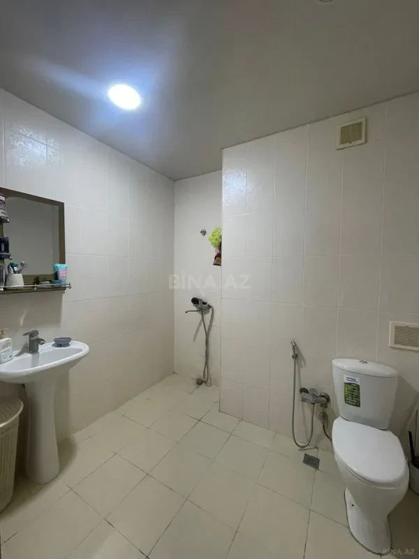 Satılır 3 otaqlı mənzil 108 m²