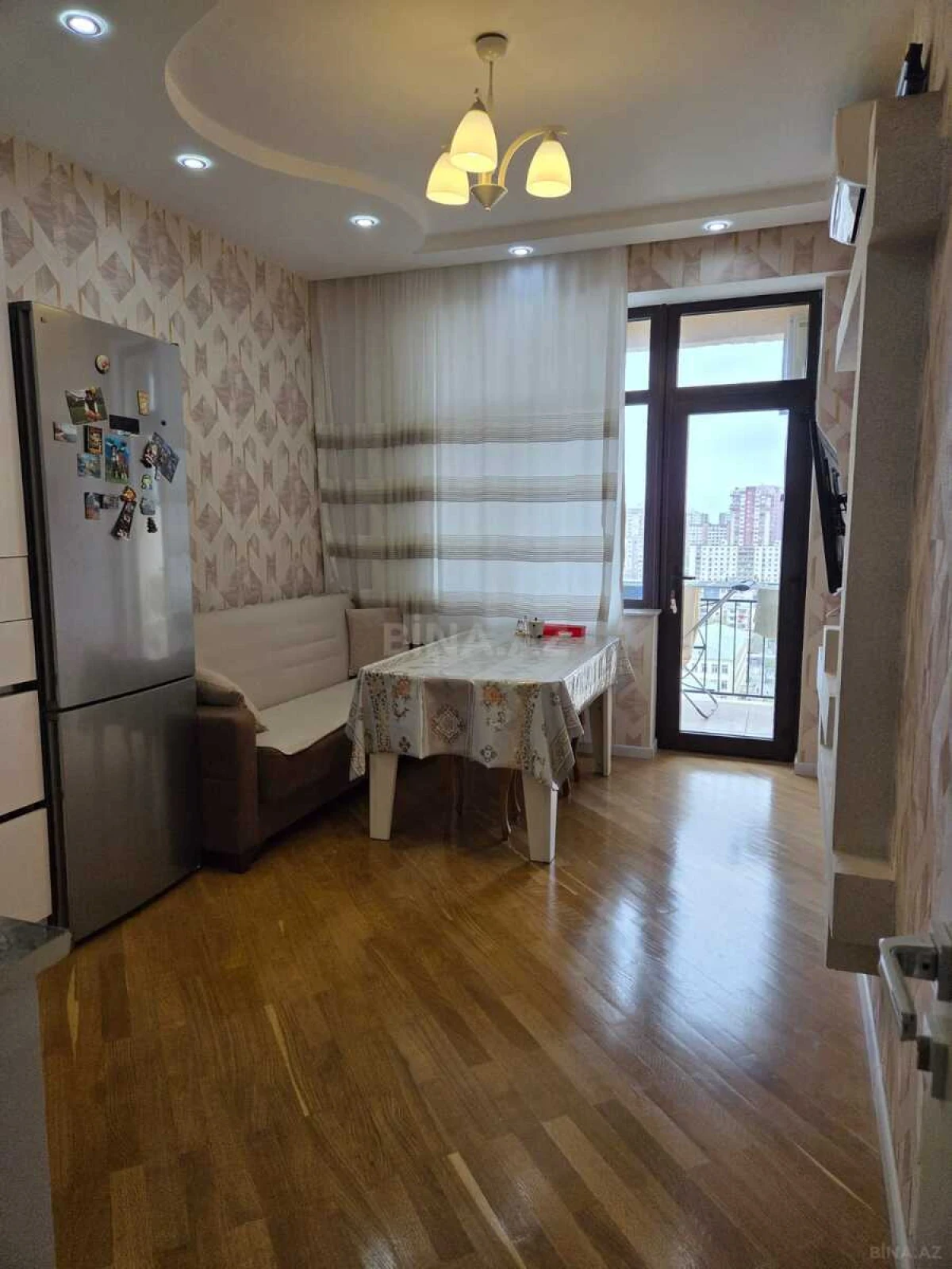 Satılır 2 otaqlı mənzil 65 m²