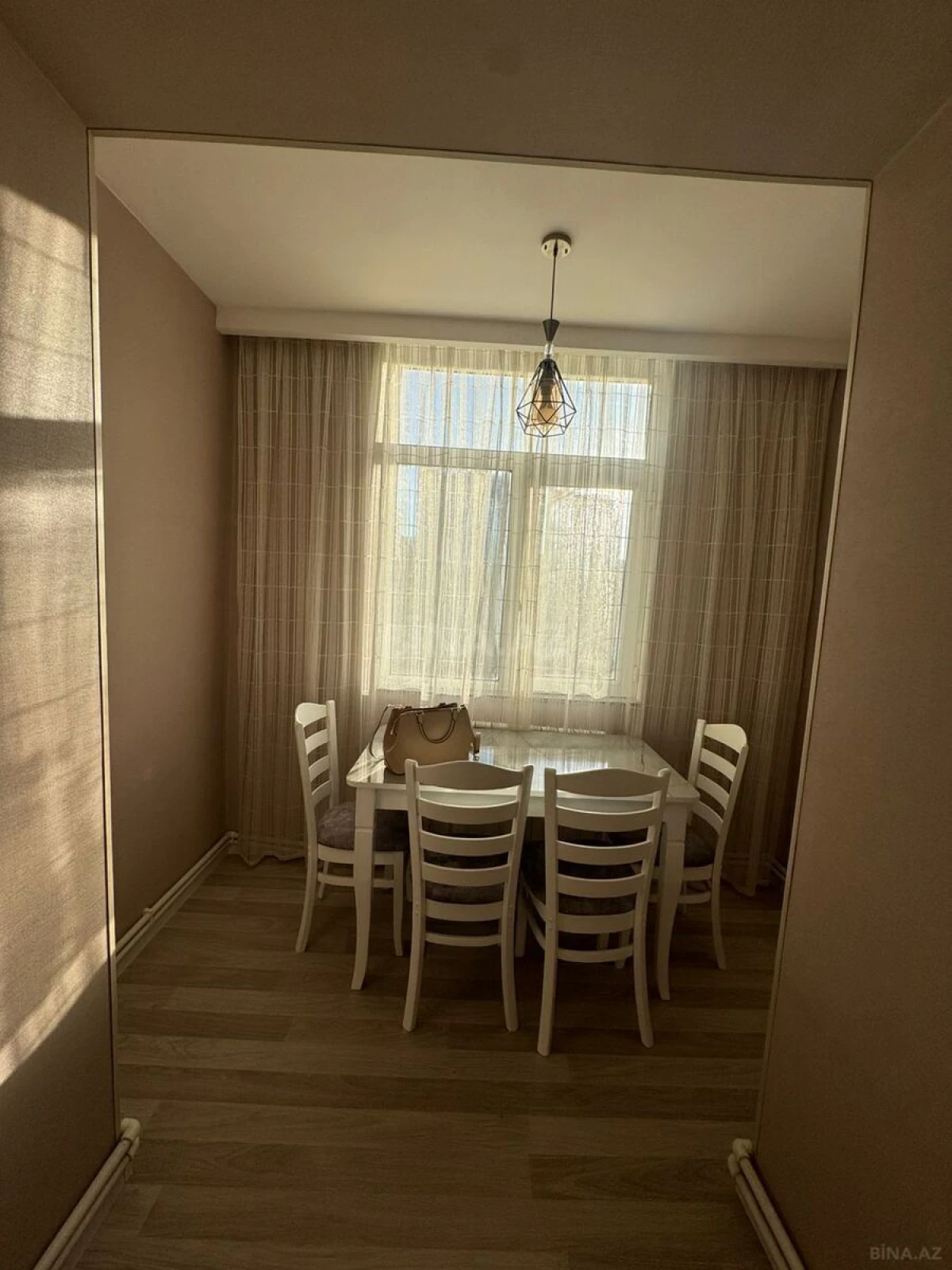 Kirayə verilir 2 otaqlı mənzil 45 m²