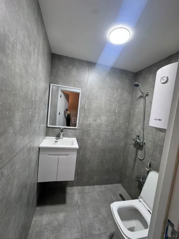 Kirayə verilir 2 otaqlı mənzil 45 m²