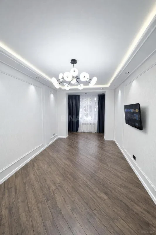 Satılır 3 otaqlı mənzil 95 m²