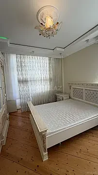 Kirayə verilir 2 otaqlı mənzil 75 m²