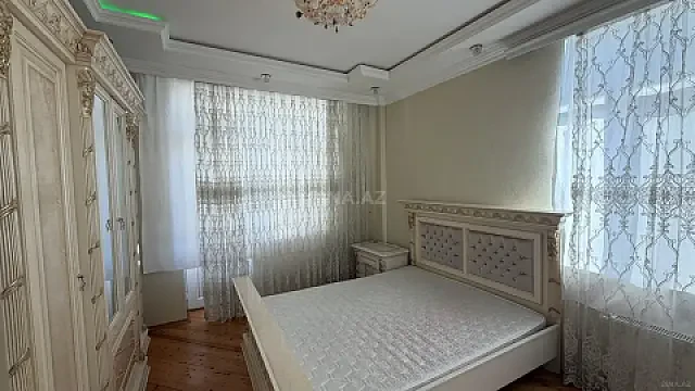 Kirayə verilir 2 otaqlı mənzil 75 m²