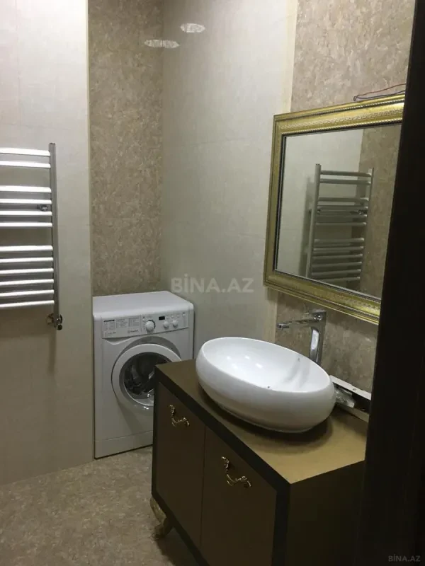 Kirayə verilir 3 otaqlı mənzil 116 m²