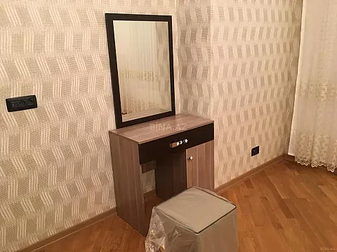 Kirayə verilir 3 otaqlı mənzil 116 m²