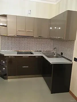 Kirayə verilir 3 otaqlı mənzil 116 m²