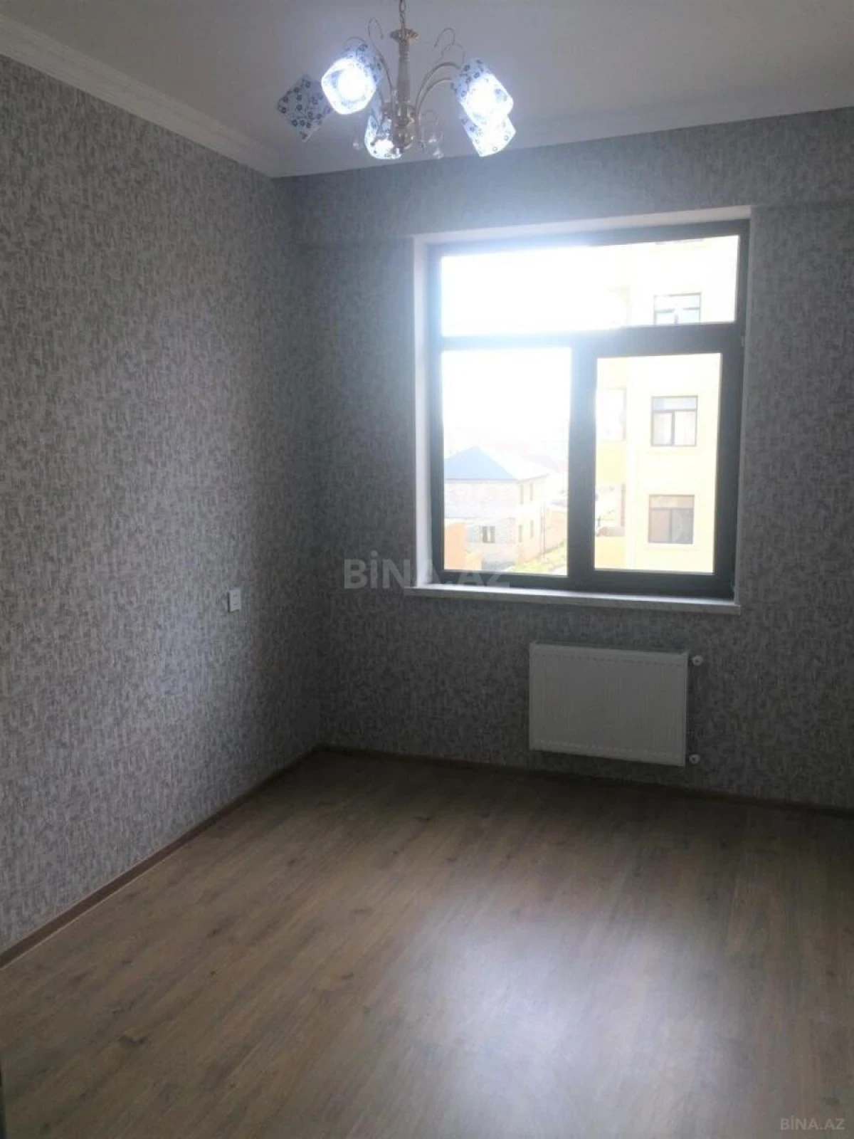 Satılır 4 otaqlı mənzil 94 m²
