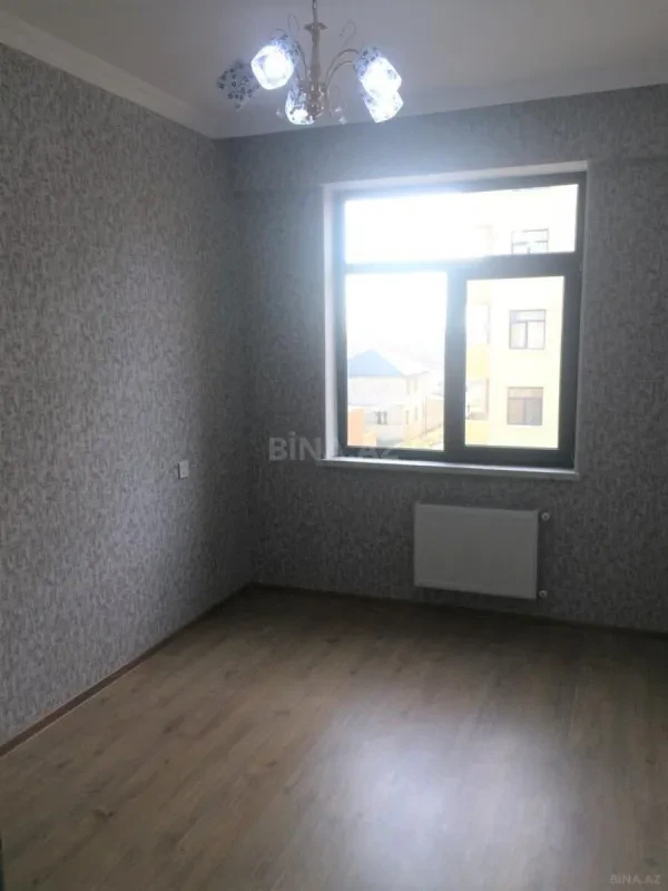 Satılır 4 otaqlı mənzil 94 m²